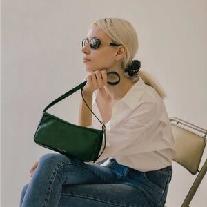 Verafied NY Green Leather Shoulder Bag